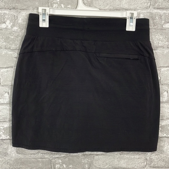Athleta Trekkie North Skort - Picture 3 of 9